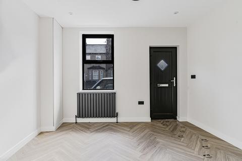 112 Mitcham Road, Croydon, CR0 3RJ