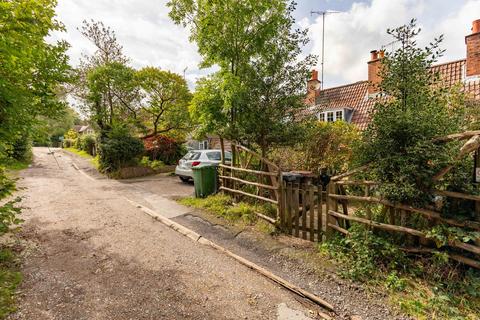 undefined, Spring Meadow, Forest Row RH18