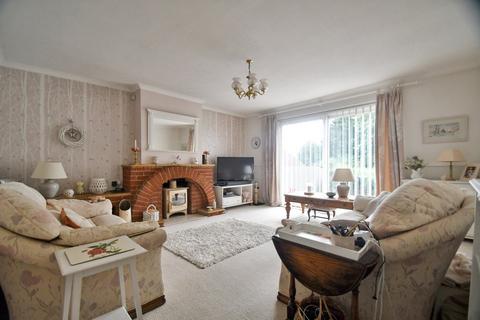 4 bedroom chalet for sale, Hempstead Road, Hempstead, Gillingham, ME7