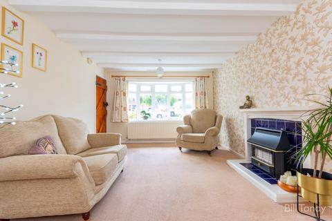 28 Gorstey Lea, Burntwood, WS7 9DH
