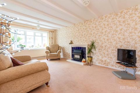 28 Gorstey Lea, Burntwood, WS7 9DH