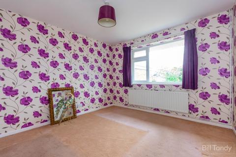 28 Gorstey Lea, Burntwood, WS7 9DH
