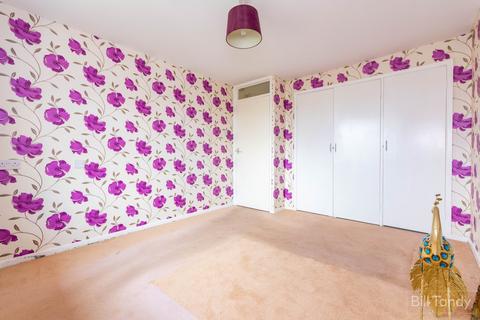 28 Gorstey Lea, Burntwood, WS7 9DH