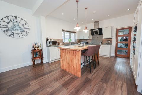 undefined, South Parade, Saxilby, Lincoln, Lincolnshire, LN1