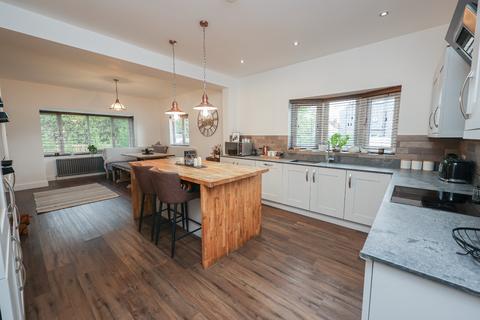undefined, South Parade, Saxilby, Lincoln, Lincolnshire, LN1