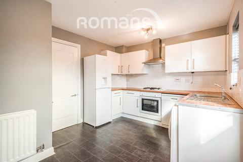 2 bedroom house to rent, Hop Garden, Church Crookham, Fleet, GU52