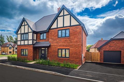 4 bedroom detached house for sale, Kingshurst Drive, Badsey, WR11 7ZF