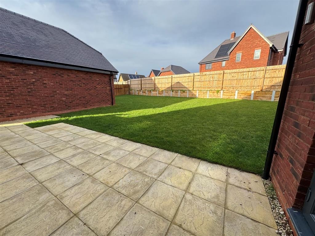 Garden 1.jpg