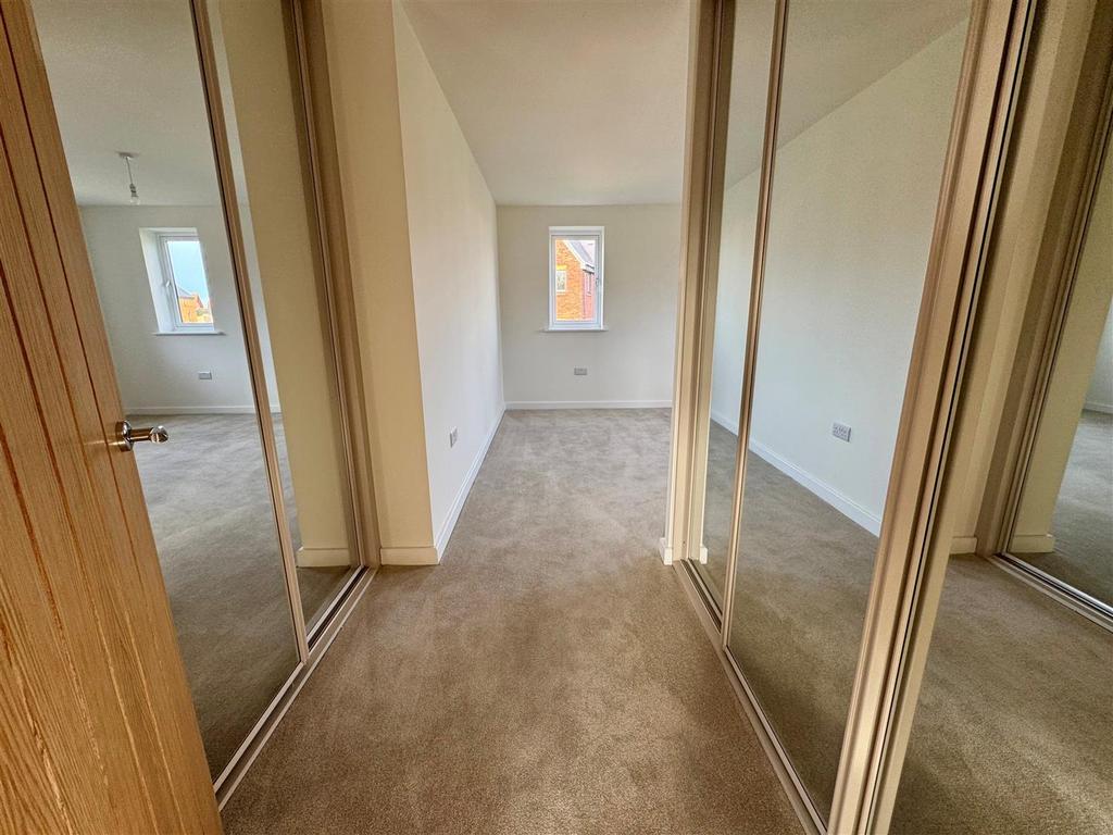 Principle bedroom 2.jpg
