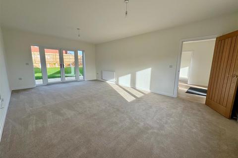 undefined, Kingshurst Drive, Badsey, WR11 7ZF