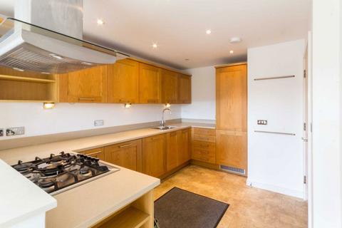 4 bedroom house to rent, Canterbury