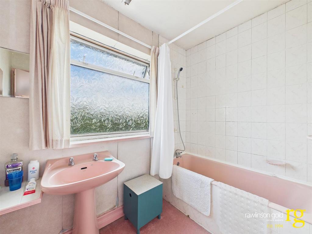 CAM02900 G0-PR0282-STILL014.jpg