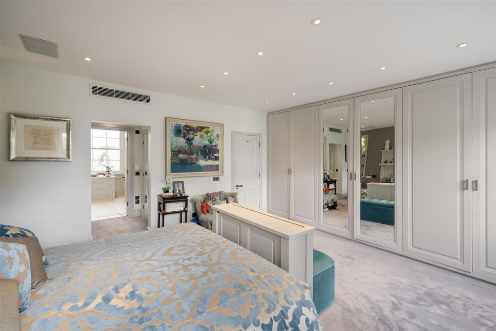 Maskells-32 Norland Square-20 Hi.jpg