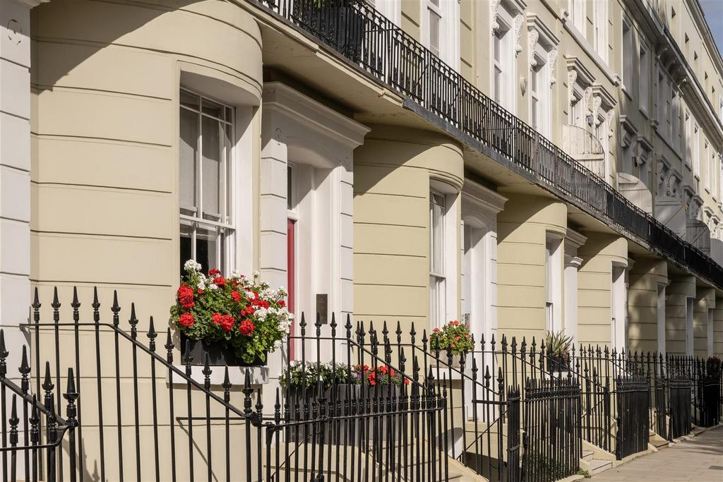 Maskells-32 Norland Square-3 Hi.jpg