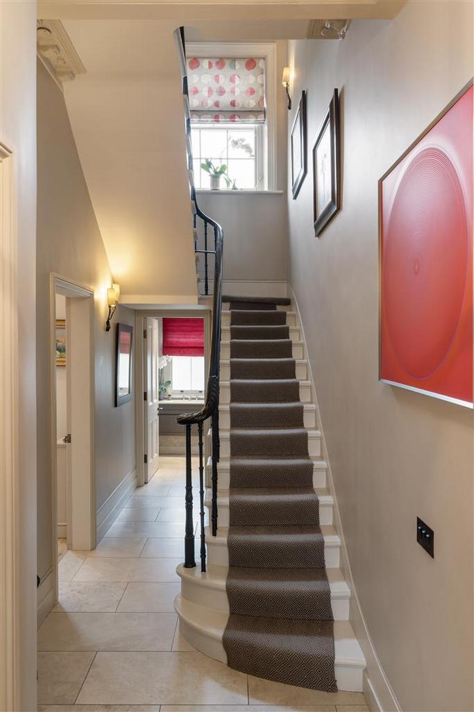 Maskells-32 Norland Square-30 Hi.jpg