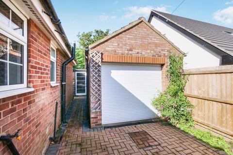 2 bedroom detached bungalow for sale, Temple Garth, Copmanthorpe, York