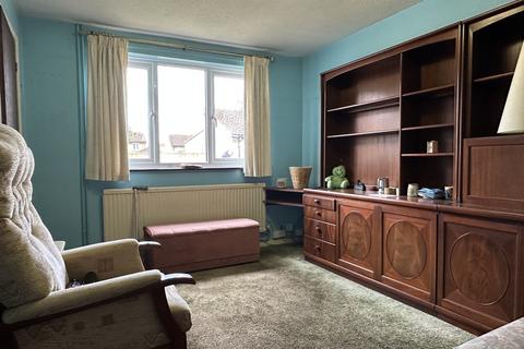 undefined, Kent Close, Ely
