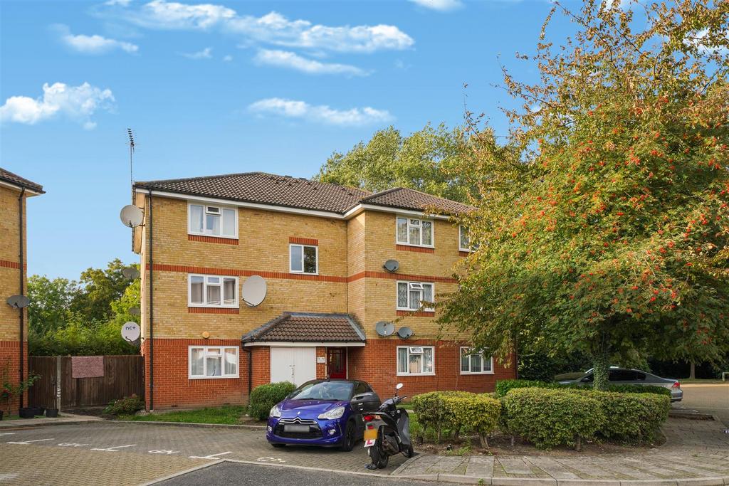 79 Cambridge Close - m0 Sh84 K02 Wusb6 Zy AJL4.jpg