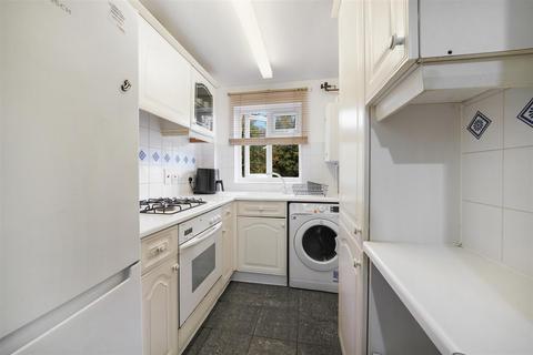 undefined, Cambridge Close, Neasden