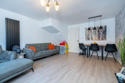 3 bedroom terraced house for sale, Coles Way, Grantham NG31