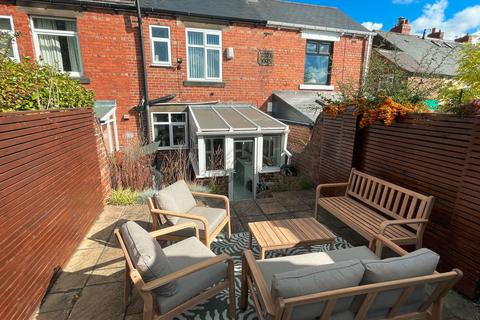 3 bedroom cottage for sale, High Street, Dodworth, Barnsley, S75 3RF