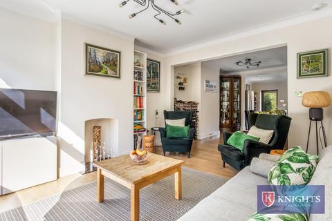 undefined, Victoria Road, London, N18