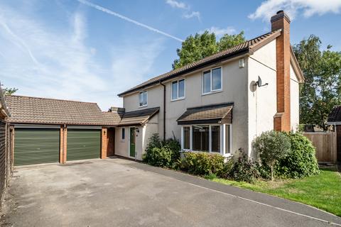 4 bedroom detached house for sale, Pope Close, Taunton