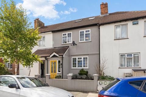 Montague Road, Hanwell, W7