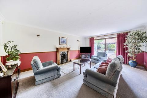 undefined, Heath Ride, Finchampstead, Finchampstead, Berkshire