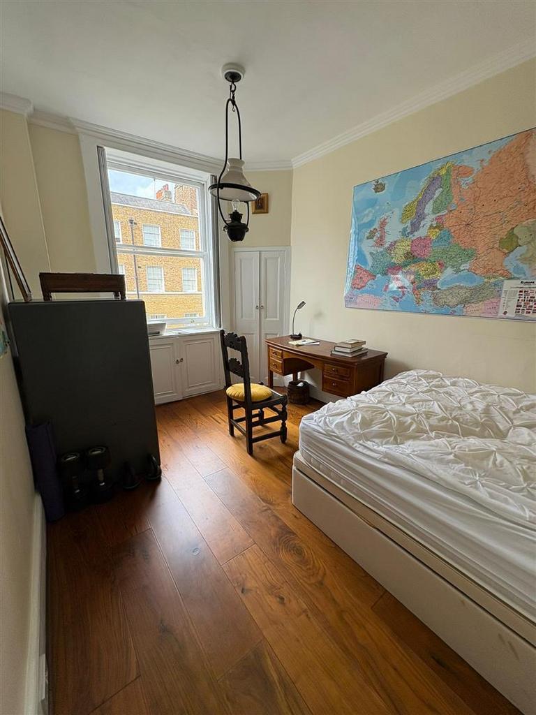 Bedroom 5.jpg