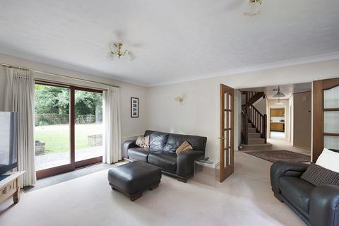 5 bedroom detached house for sale, Thicket Road, Huntingdon PE28