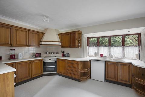 5 bedroom detached house for sale, Thicket Road, Huntingdon PE28