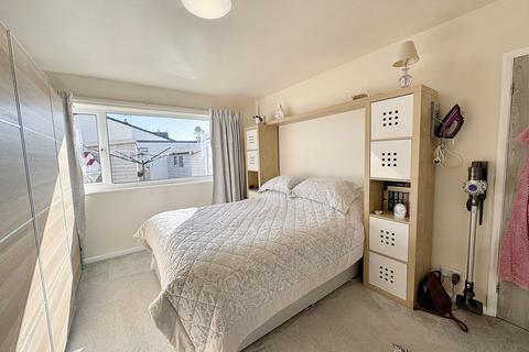 undefined, Lon Y Waun, Abergele, LL22