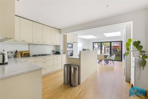 3 bedroom terraced house for sale, Coleridge Road, North Finchley, London, N12
