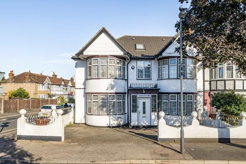 6 bedroom semi-detached house for sale, Kingshill Avenue, Kenton HA3 8JR