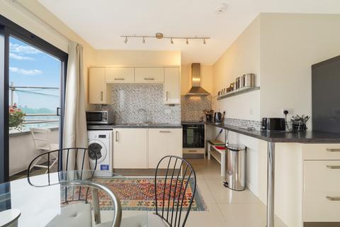 2 bedroom flat for sale, Farm Lane, London, SW6