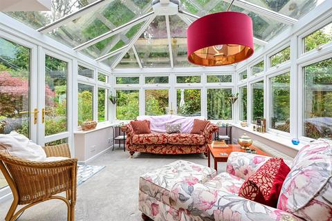 undefined, Cottage Green, Hook RG27