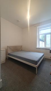 1 bedroom in a house share to rent, Emerald Street, Cardiff, CF24
