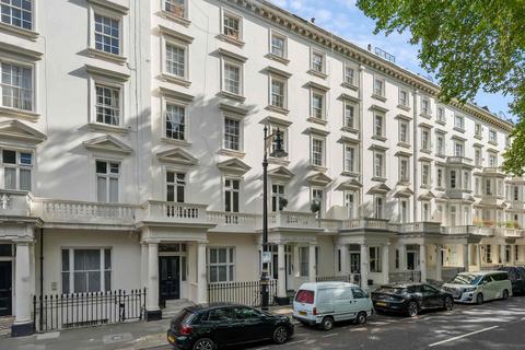 1 bedroom flat to rent, St Georges Sq, SW1V