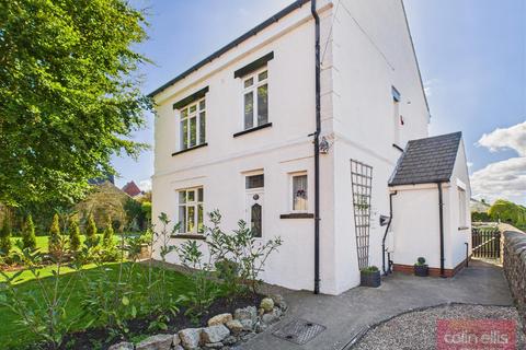 4 bedroom detached house for sale, Main Street, Cayton