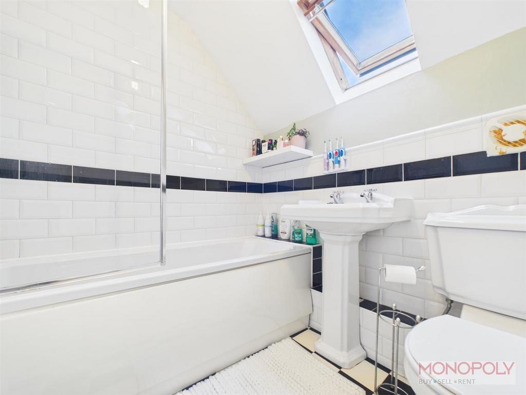 CAM03815 G0-PR0344-STILL020.jpg