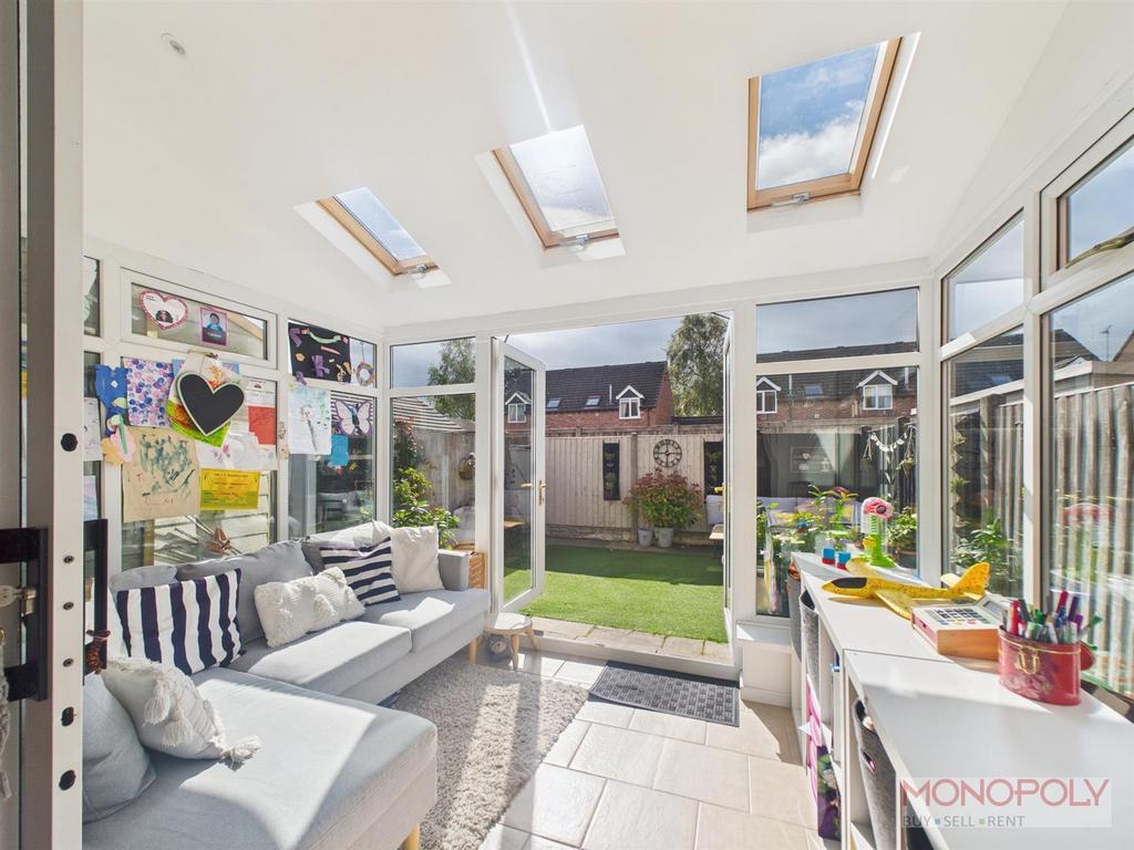 CAM03815 G0-PR0344-STILL007.jpg