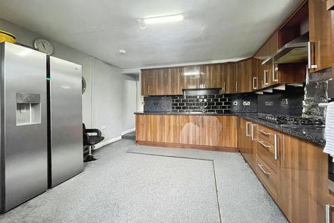 5 bedroom terraced house for sale, Paley Road, Bradford BD4