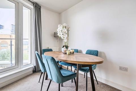 2 bedroom flat for sale, Ocean Way, Ocean Village, Southampton, Hampshire, SO14