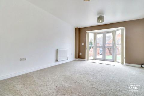 3 bedroom townhouse for sale, Agincourt Road, Lichfield, WS14 0GH - No Upward Chain
