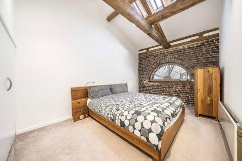 2 bedroom flat for sale, Hertsmere Road, London E14