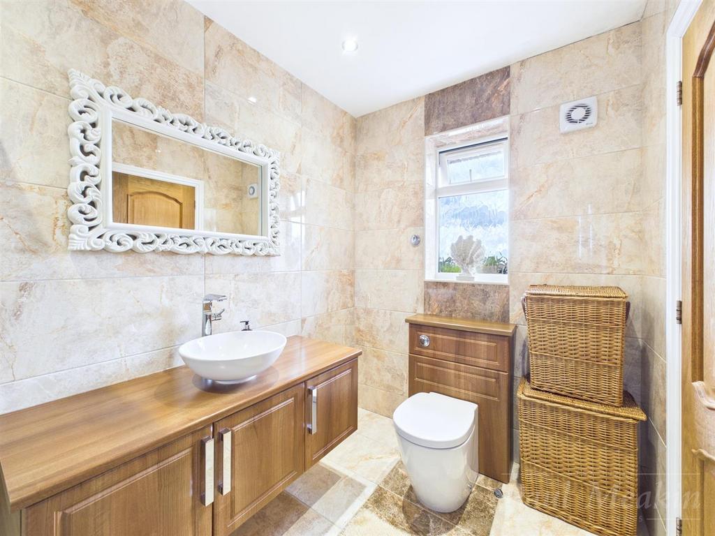 En suite Shower room