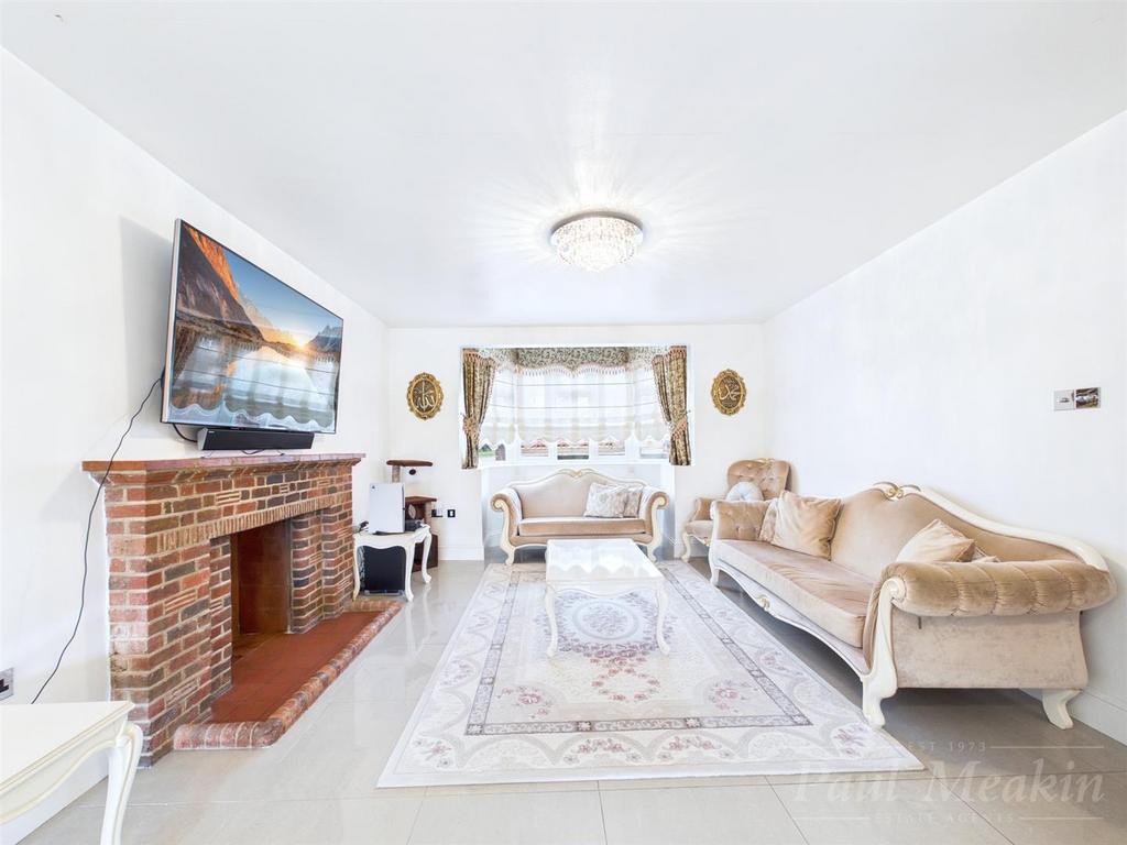 Open Plan Living/ Dining