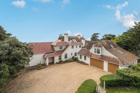 6 bedroom detached house for sale, Crofton Avenue, Hampshire PO13