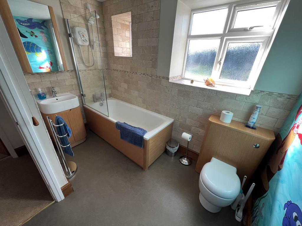 Family bathroom